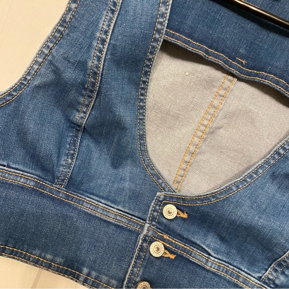 American Eagle Boho Crop Stretch Denim 3 Button Deep V Vest Medium - Picture 2 of 8